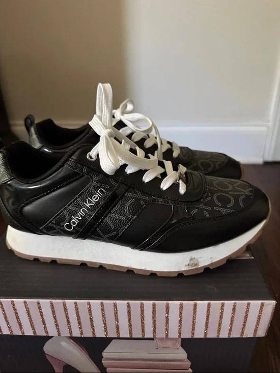 Calvin Klein Black and White Women’s Logo Lace-Up Sneakers - Picture 4 of 8